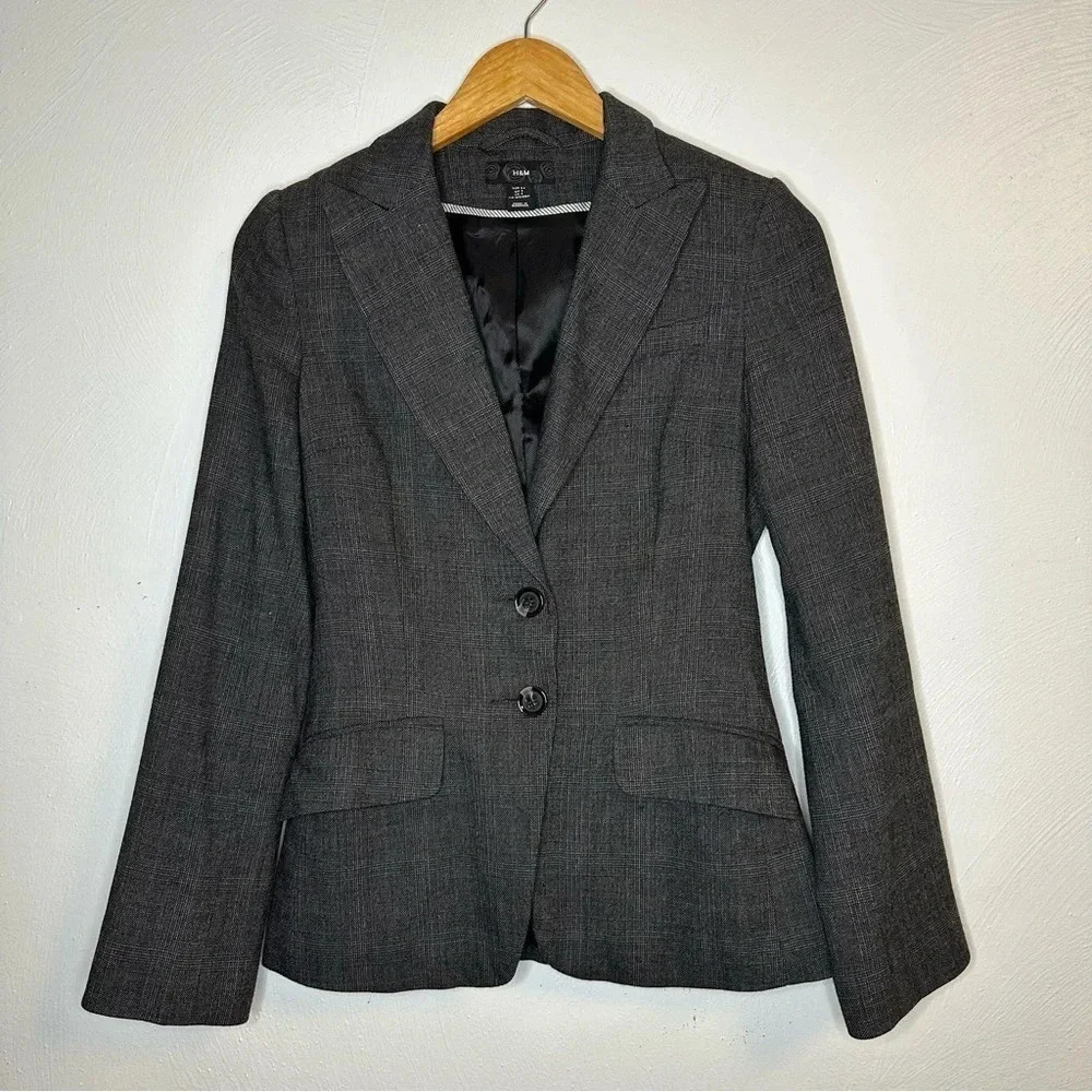 H&M Fitted Two Button Blazer Women's Size 4 Dark Gray Plaid Wool Blend Career
